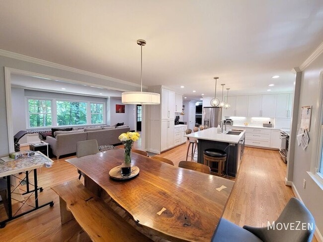 Photo - 3507 Henderson Rd