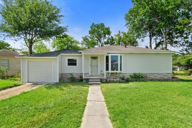 Photo - 1217 Parkway Dr Casa