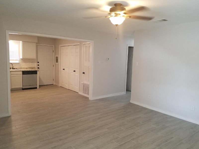 Photo - 337 N Reed St