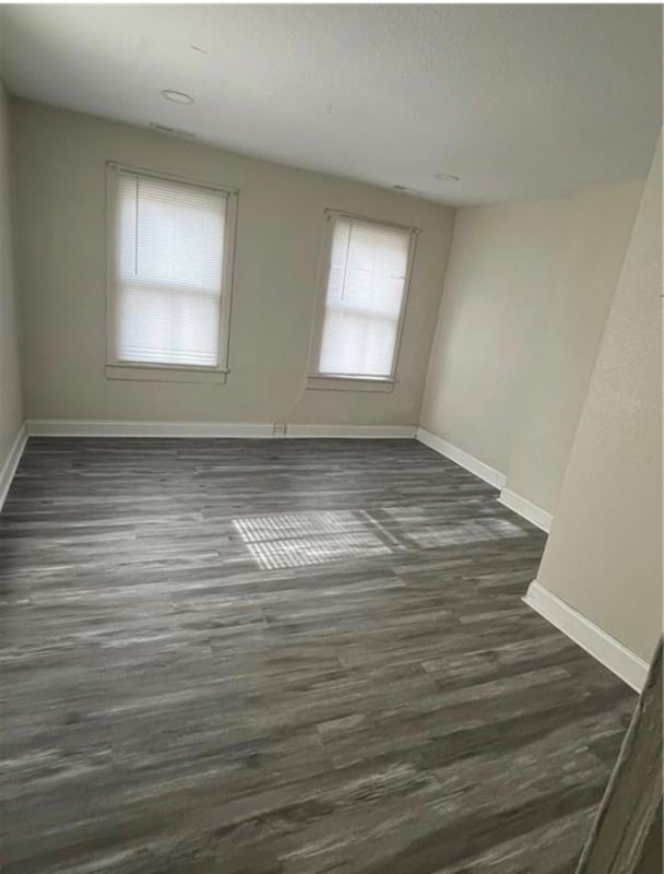 Photo - 1723 Lasalle Ave