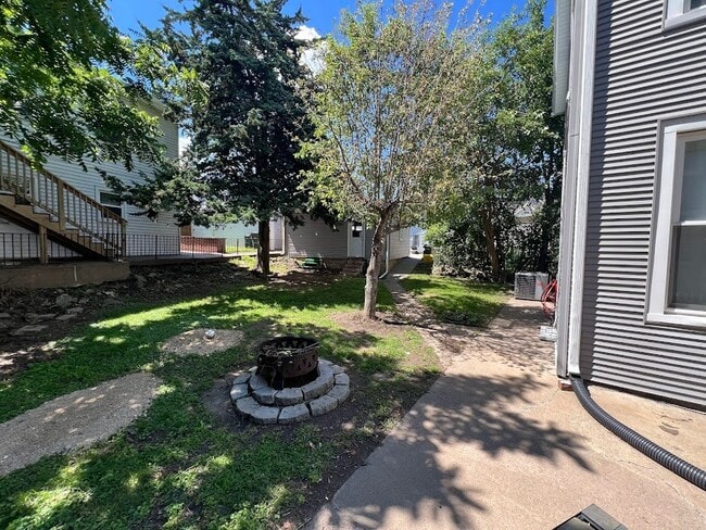 Photo - 1525 Fairview Pl Unit 2