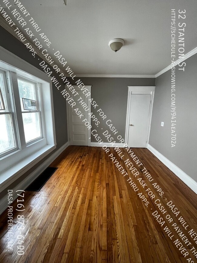 Photo - 32 Stanton St