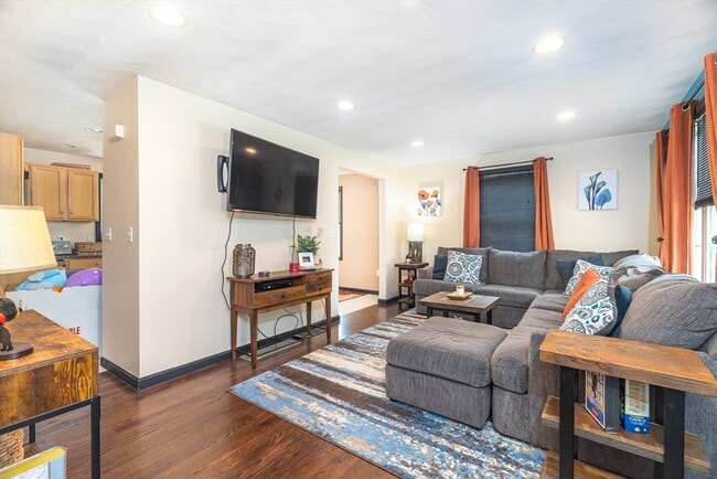 Photo - 114 Granville Ave Rental