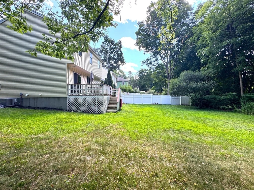Photo - 1081 Main St