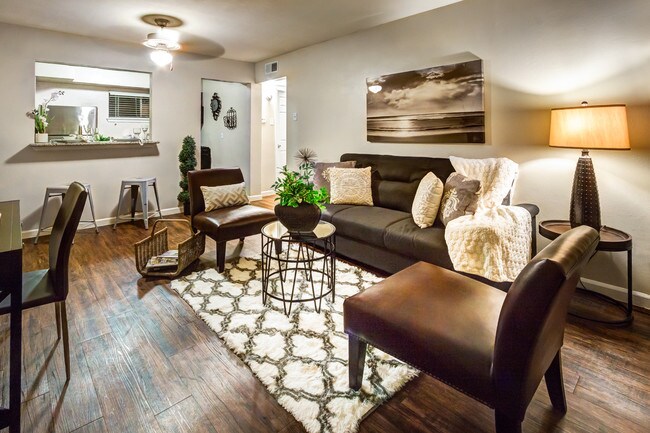 The Shavelson - The Shavelson Apartments