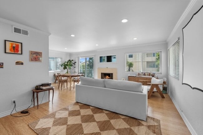 Photo - 23 Buccaneer St Unit 23 Buccaneer Street