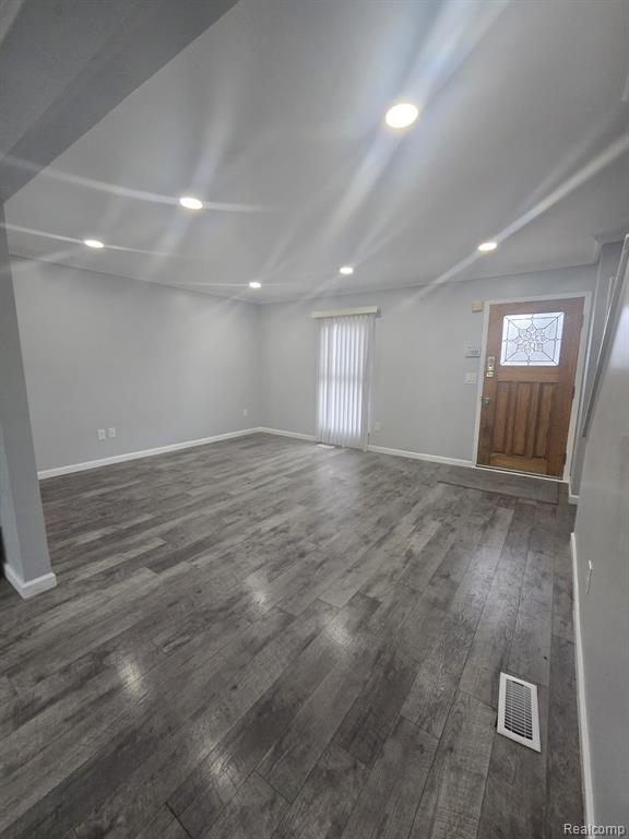 Photo - 8410 Hickory Dr