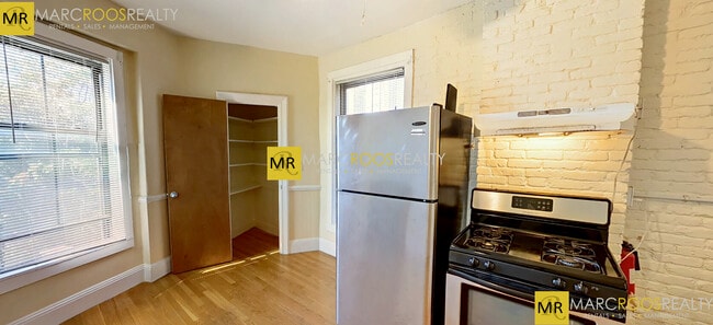 Photo - 86 Hammond St Unit 4