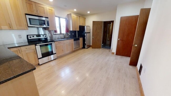 Photo - 97 Hawthorne St