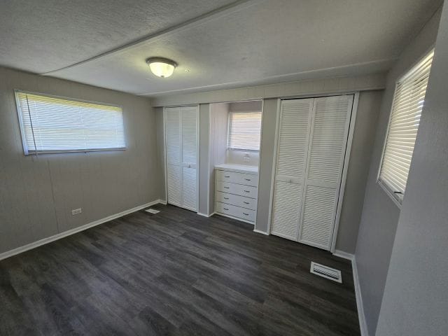 Photo - 105 48th Ave Terrace W