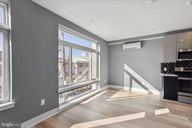 Photo - 1615 Poplar St Unidad 4