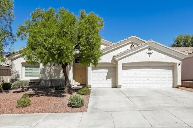 Building Photo - 2126 Paganini Ave