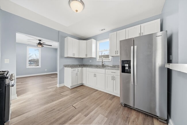 Photo - 1504 Hanover St Unit 2