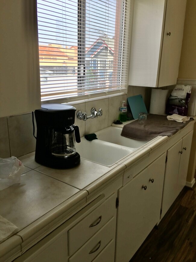 Photo - 235 Corona Ave Unidad 235 Corona Ave.