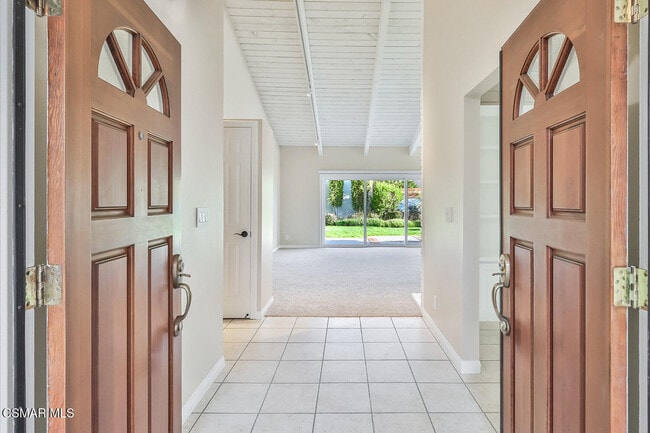 Photo - 1046 Barrow Ct