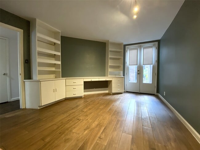 Photo - 5003 Yoakum Blvd