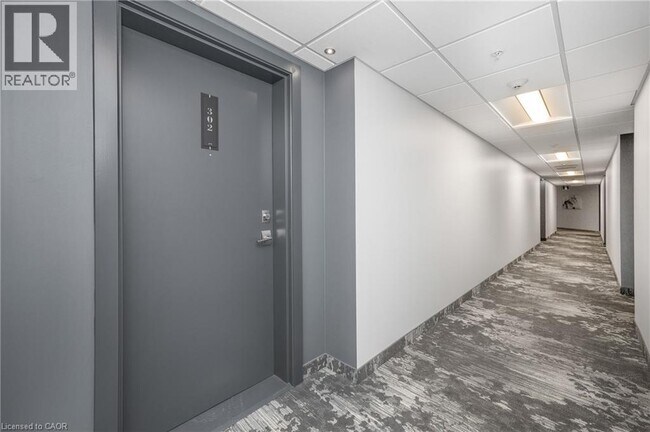 Photo - 457 Plains Rd E Unit 302