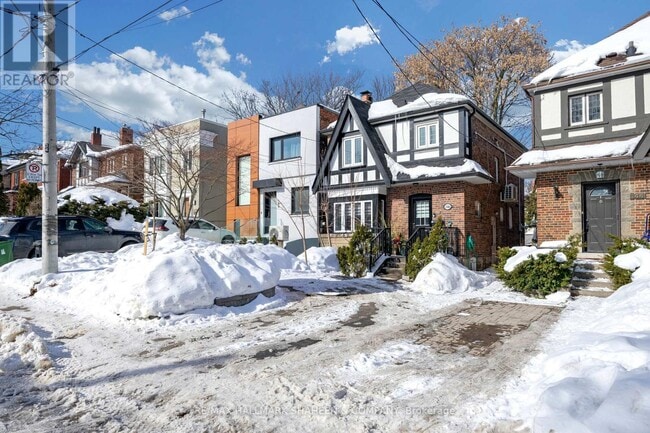 Photo - 146 Cranbrooke Ave