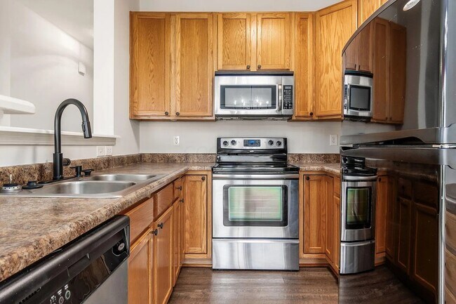 Photo - 1215 Park Dr