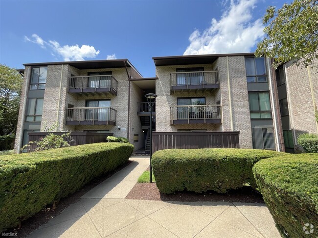 Building Photo - 2 br, 2 bath Condo - 10000 Stedwick Road