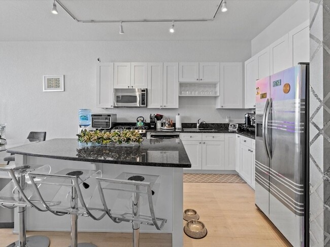 Photo - 150 E Robinson St Unidad 2906