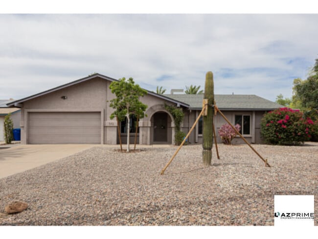 Photo - A Radiant 3/2 Gem in MesaWhere Comfort Meets Quiet Sophistication.