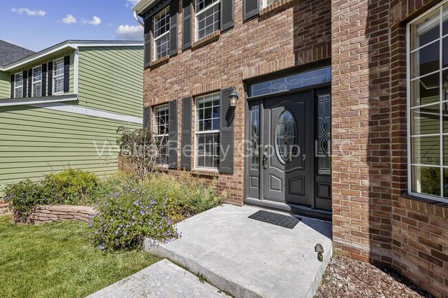 Photo - 2157 Maples Pl