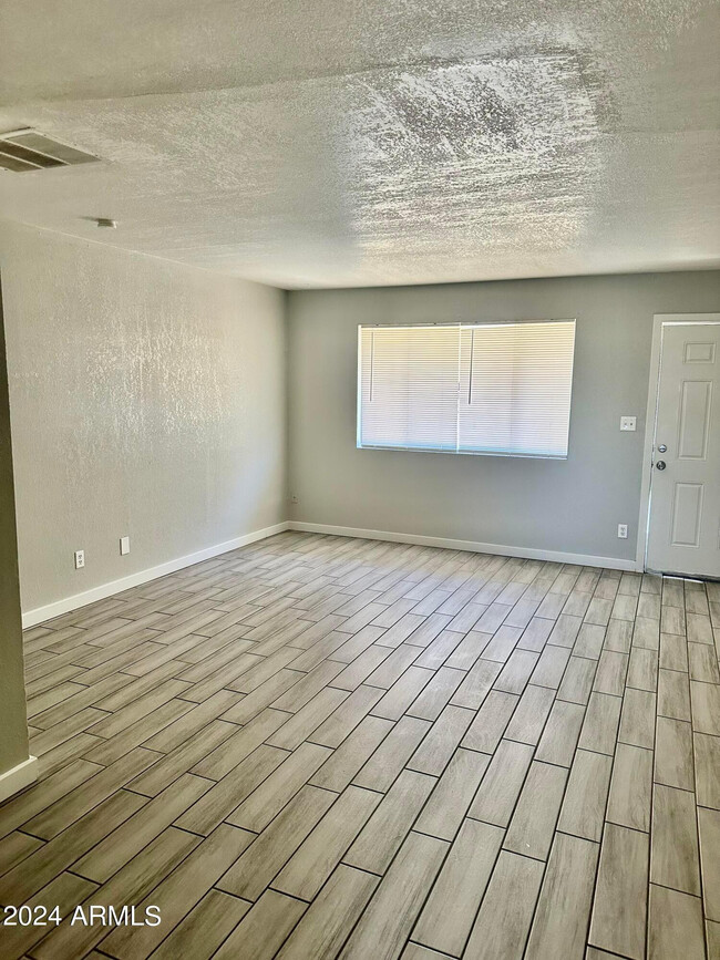 Photo - 5241 N 17th Ave