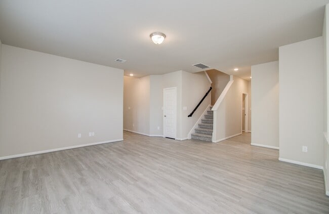 Photo - 8411 Beacon Bay Cir
