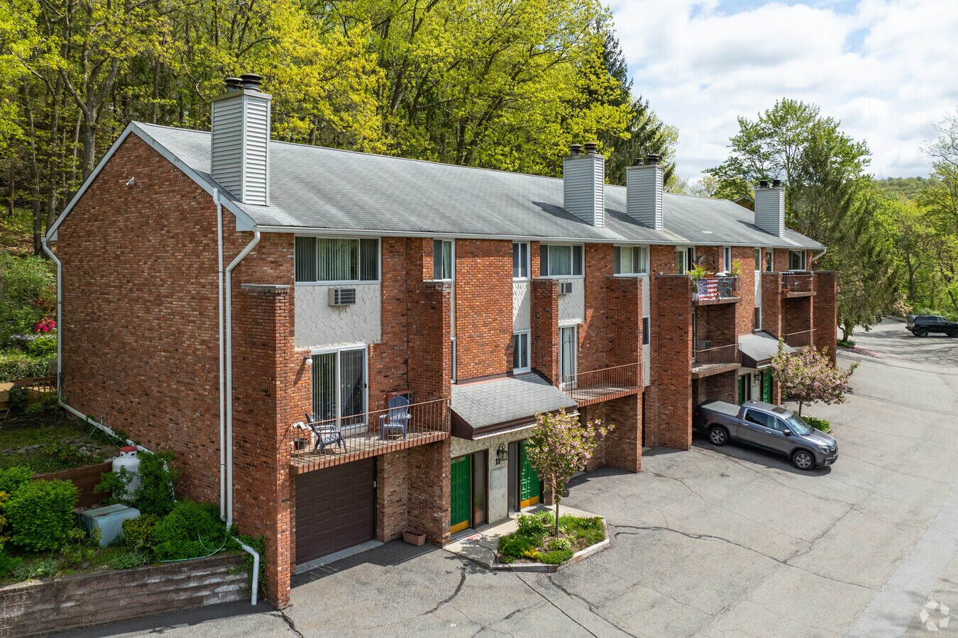 Photo - Tuxedo Heights Condominiums