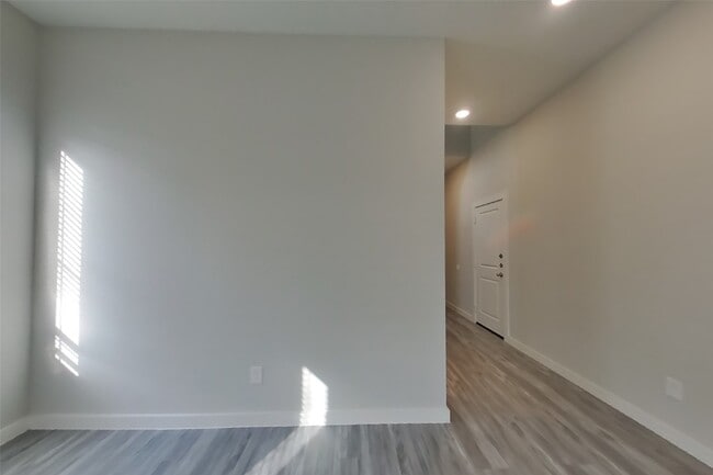 Photo - 9835 Willow Creek Commerce Dr