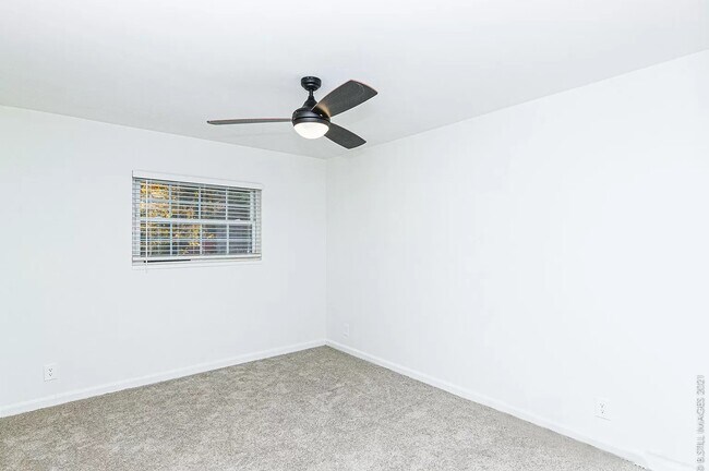401 Clifton Rd NE