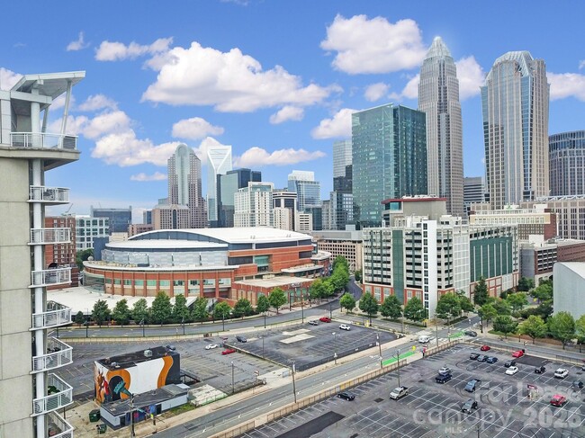 Photo - 505 E 6th St Unit 1202