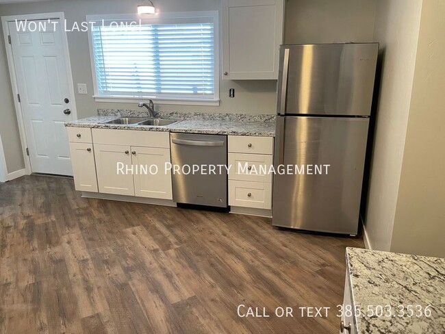 Photo - 359 N 400 E Apartment Unit B