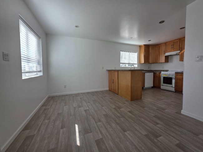 Photo - 8034 Ney Ave