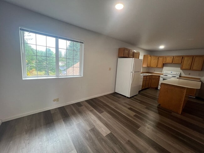 Photo - 610-620 W Central Blvd. Unit 18