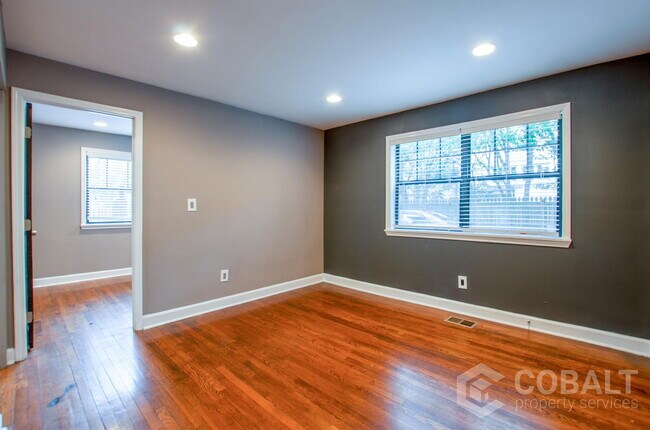 Photo - 755 St Charles Ave NE Unit 1