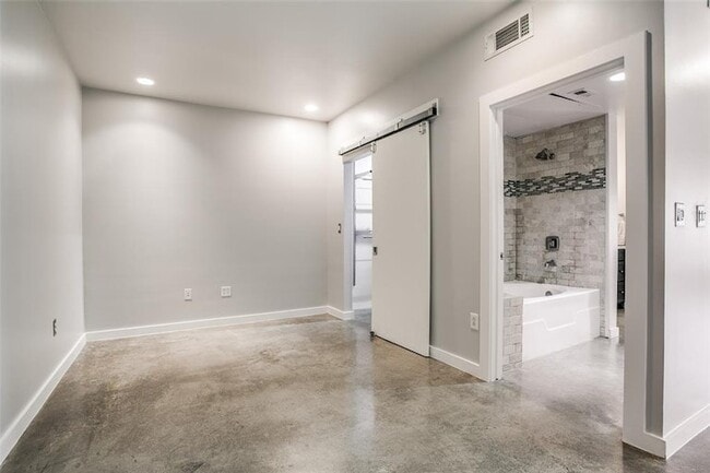 Building Photo - 1111 S Akard-191.029 Unit 191.029 Rental