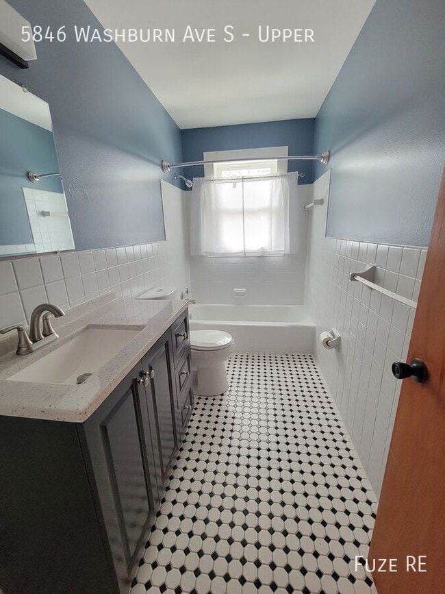 Photo - 5846 Washburn Ave S Unit Upper