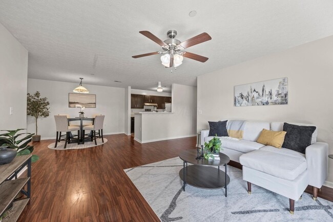 Photo - 6823 Meadow Creek Dr