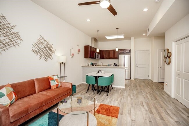 Photo - 1207 Grand W Blvd Unit 1H