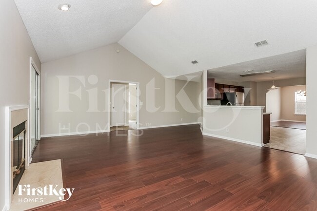Photo - 789 Hickory Lakes Dr E