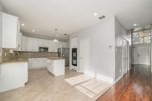 Photo - 1908 Wood Crest Dr