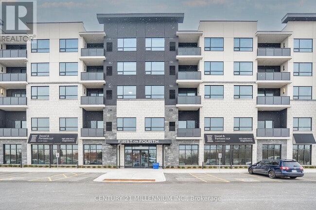 Photo - 403 Fourth Ave Unité 403