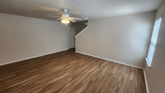 Photo - UTSA AREA /Maverick Creek