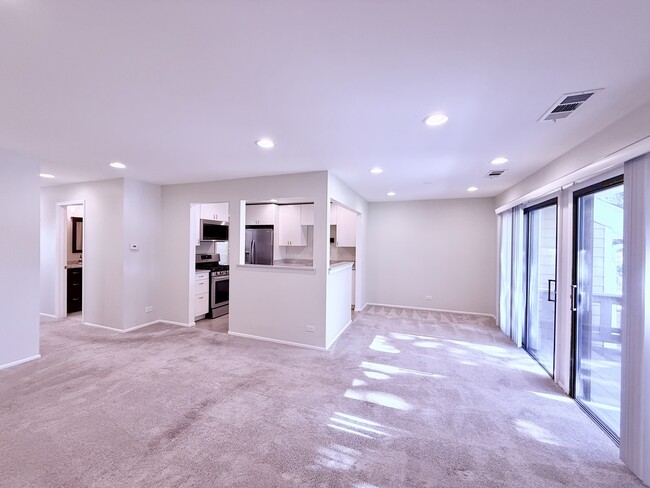 Photo - 70 Margate Ct Unidad C2