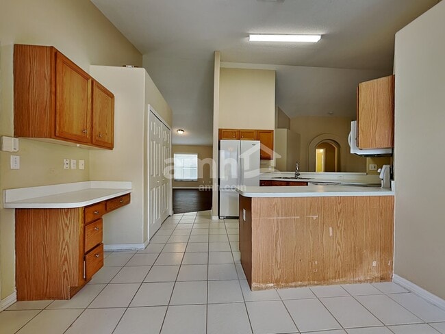 Photo - 1353 Crimson Clover Ln