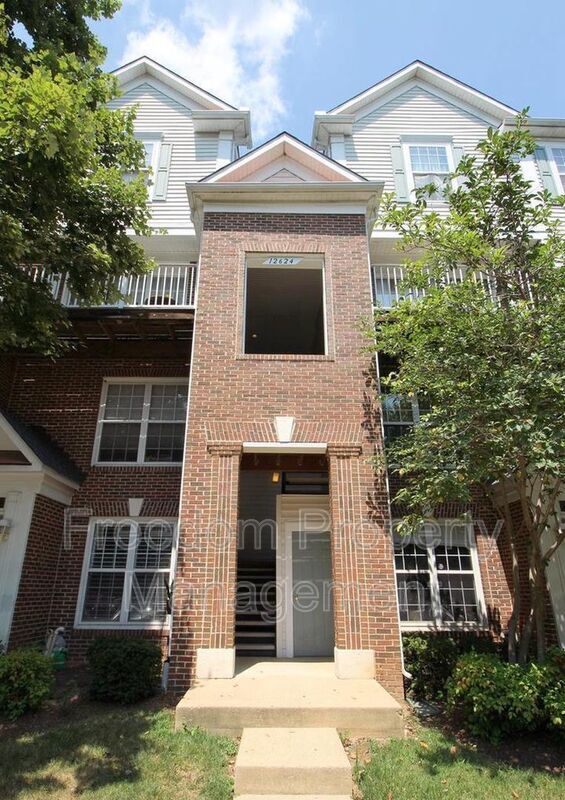 Building Photo - 12624 Fair Crest Ct