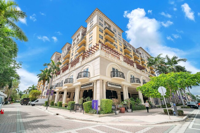 The Residences at Royal Palm Place - The Residences at Royal Palm Place Apartamentos