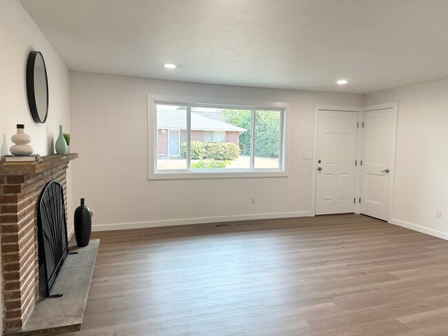 Building Photo - 5222 108th Street Ct SW Rental